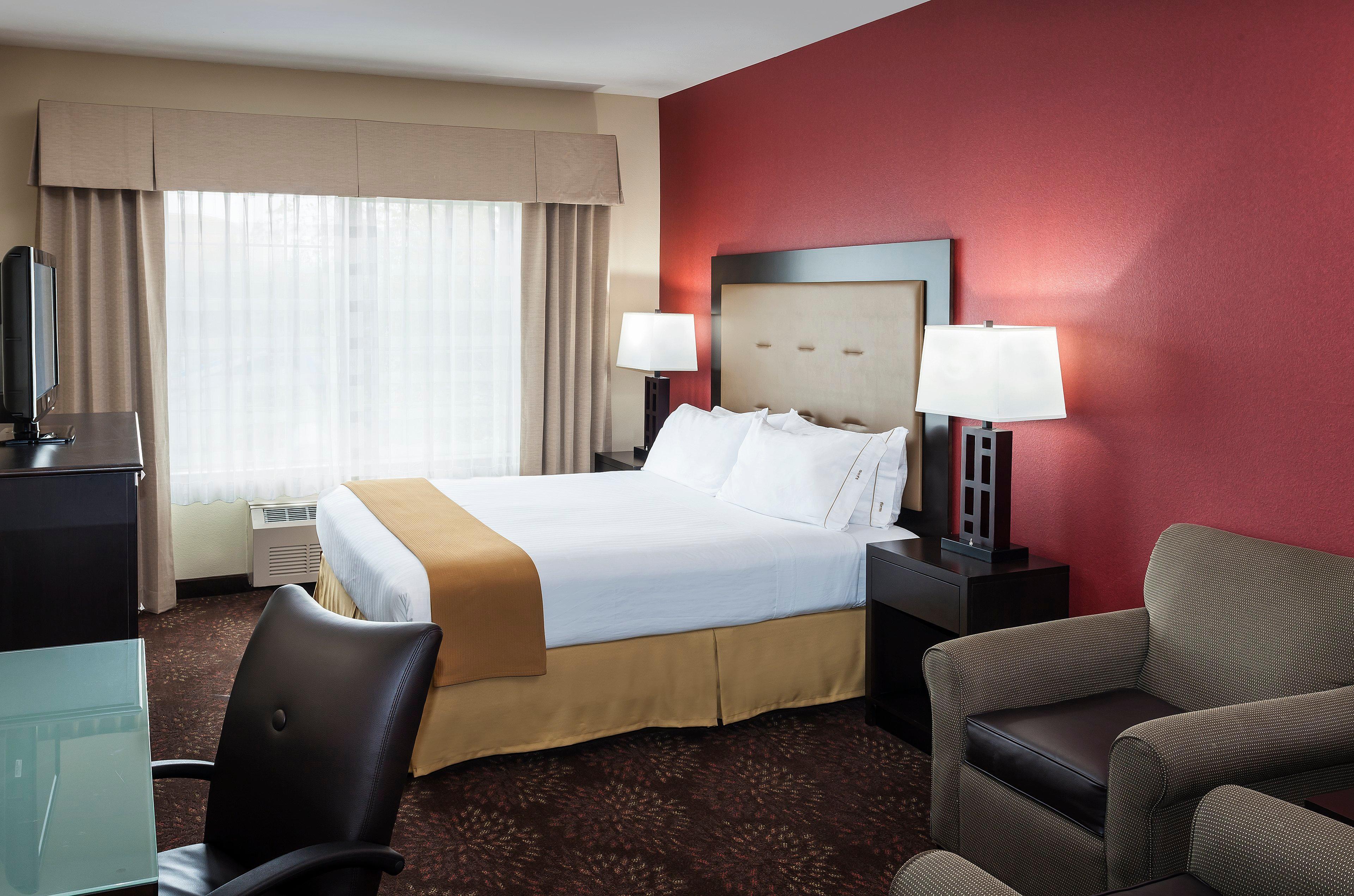 Отель Wyndham Garden Anchorage Airport Экстерьер фото