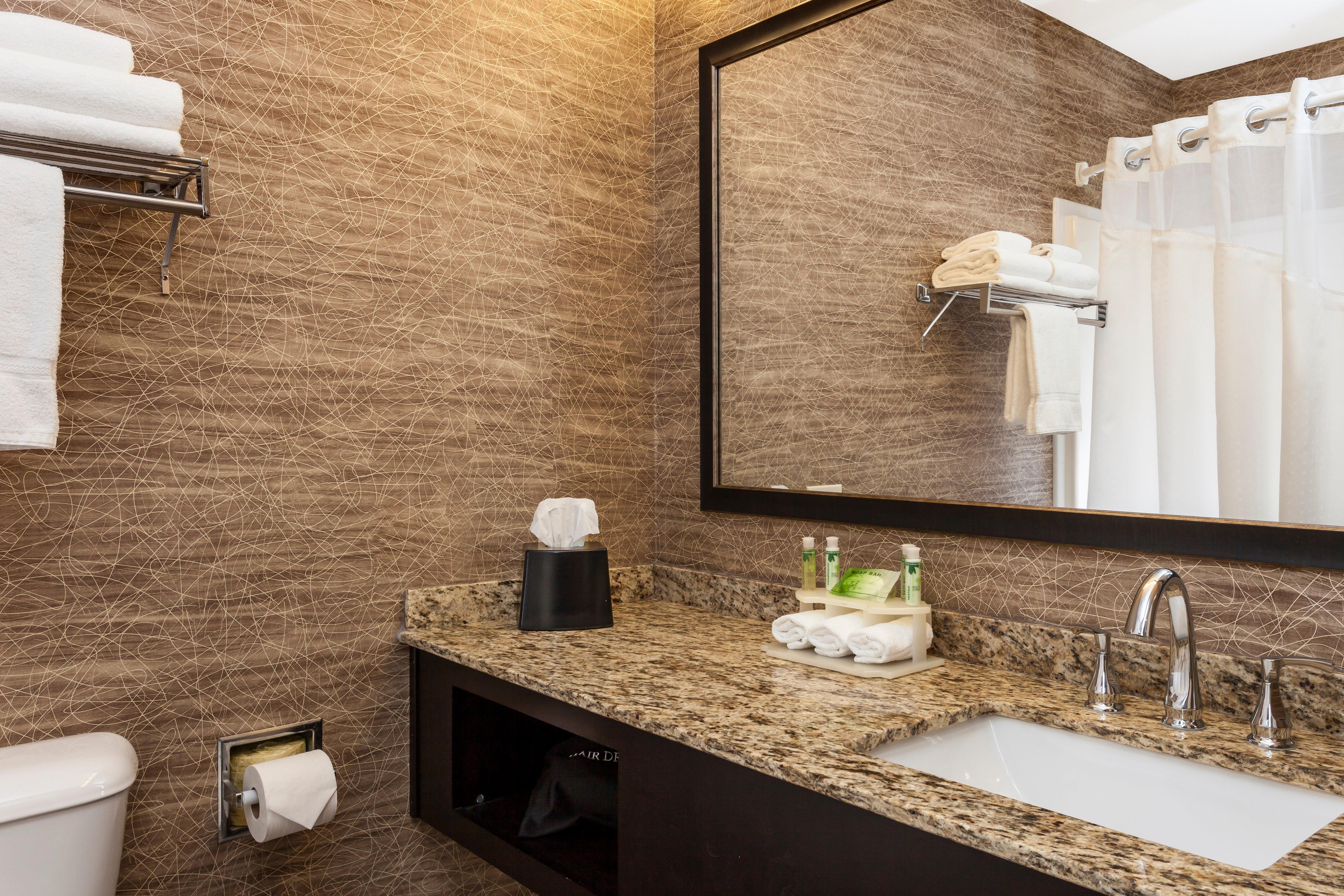 Отель Wyndham Garden Anchorage Airport Экстерьер фото